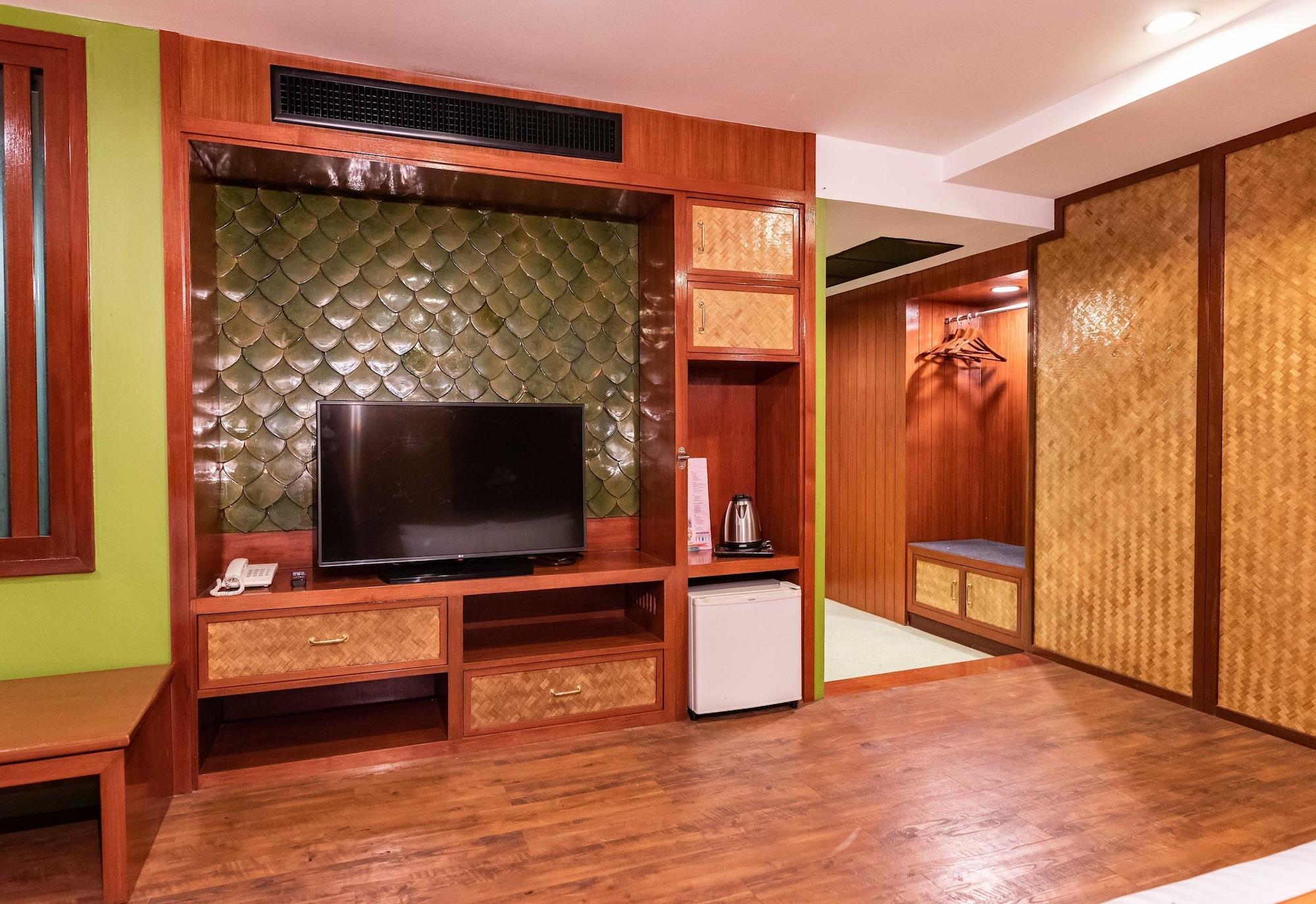 Dang Derm Khaosan Hotel Bangkok Exterior photo