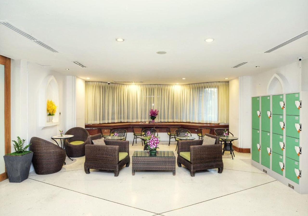 Dang Derm Khaosan Hotel Bangkok Exterior photo